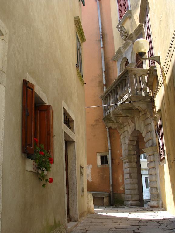 Guesthouse Boris Labin  Rum bild
